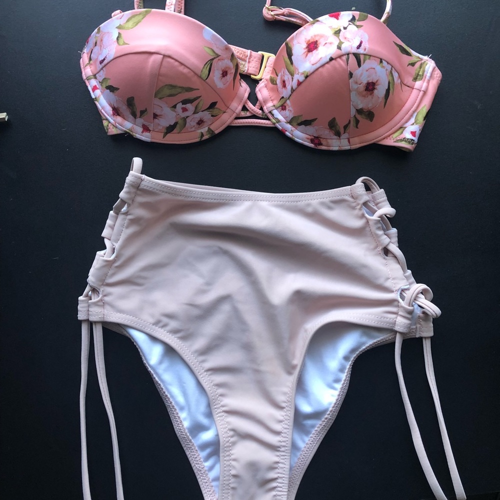 TOPSHOP posie corset top w Byrd’s paradise bottom